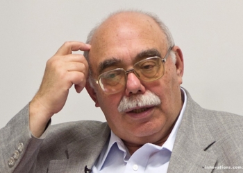 В систему украинского олигархата втянуты миллионы граждан – экономист Пасхавер