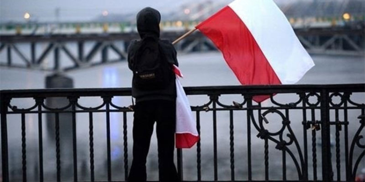 Поляки протестуют против ужесточения закона об абортах