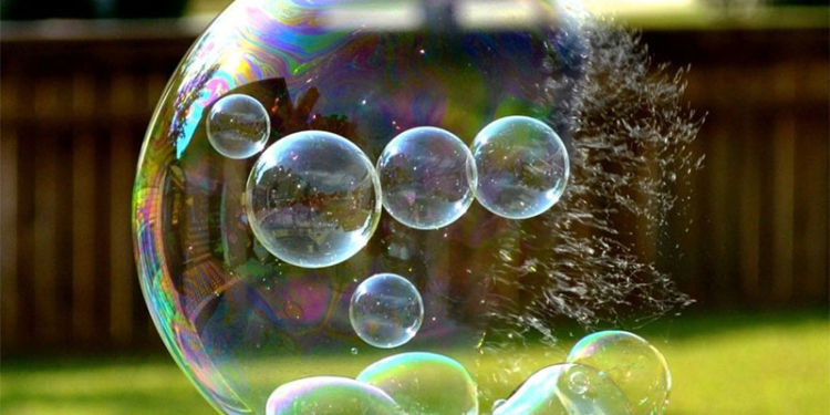 Ужгородцы организовали фестиваль мыльных пузырей
