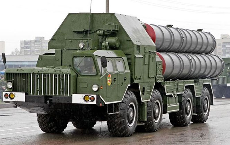 Россия начала поставки ракетных систем С-300 в Беларусь 1