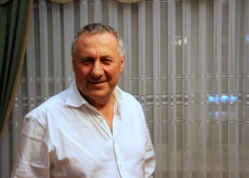 Николай Стоянов заявил, что это он “раскрыл” Межигорье, и рассказал о своем бизнесе