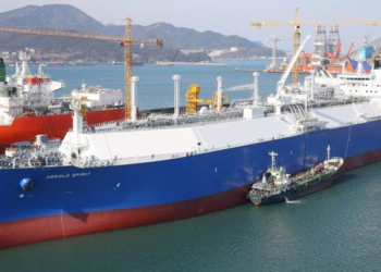 США начали поставку газа в Европу