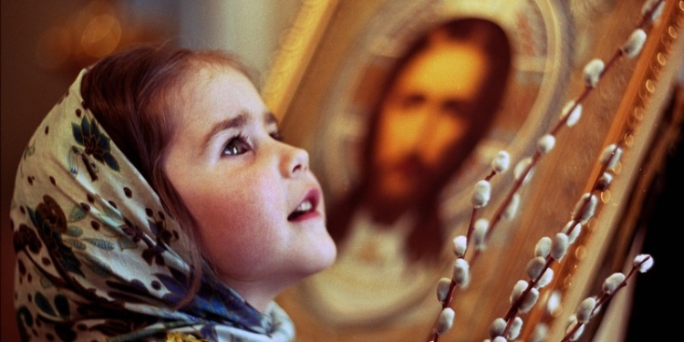 Православные отмечают Вербное воскресенье