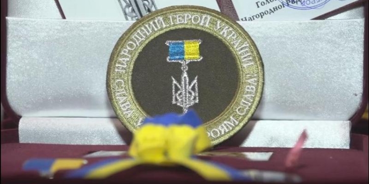 «Народный герой Украины»: николаевские десантники Семен «Браво» и Паша Чайка, а также очаковский «морской котик» Сергей Кузовков