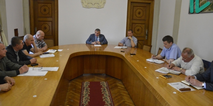 «Свято место пусто не бывает» – Сенкевич призвал николаевских перевозчиков «улучшаться», пока он не начал привлекать конкурентов из других городов