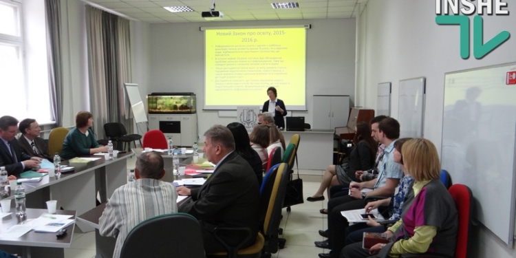 Николаевские учителя не поддерживают внедрение 12-летнего обучения и разных типов старших школ