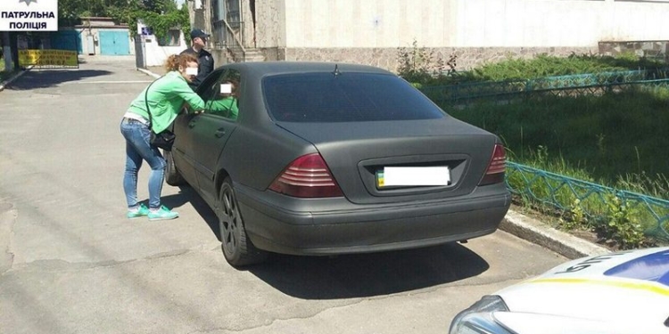 За двое суток патрульные Николаева обнаружили три транспортных средства с признаками подделки