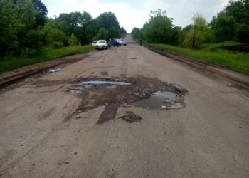 ДТП на Николаевщине с серьезным пострадавшим – виновата яма?