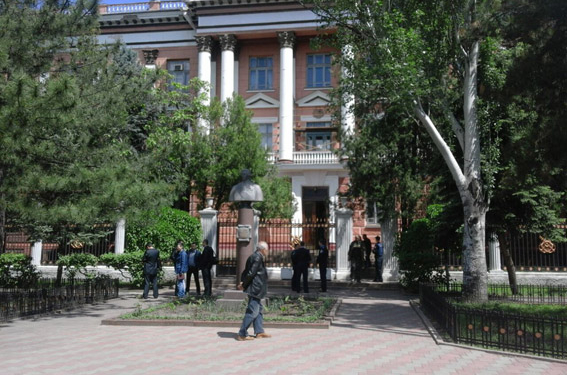 В Николаеве «заминировали» админздание ГП «Судостроительный завод им.61 коммунара»