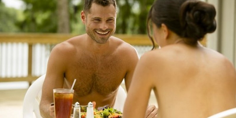 В Лондоне скоро откроют ресторан, главным дресс-кодом которого будет отсутствие одежды