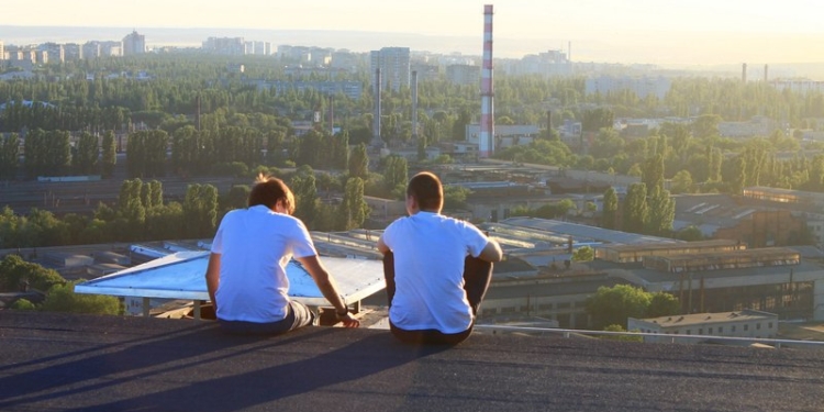 В Запорожье чердачные «грабители» оказались влюблённой парочкой мужчин нетрадиционной ориентации