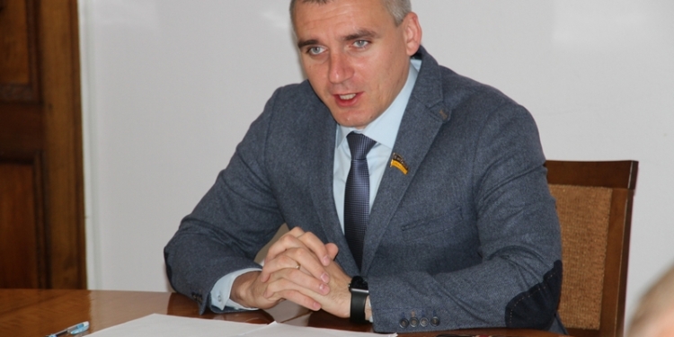 Николаев готовится к наплыву фур