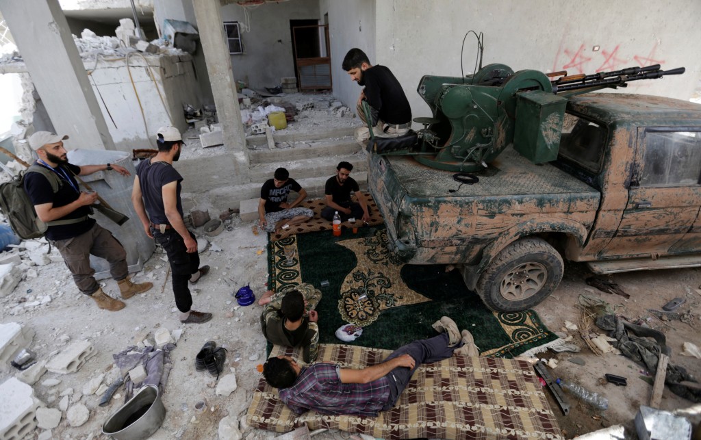 Сирийские повстанцы дали Асаду 48 часов на прекращение боев под Дамаском 1