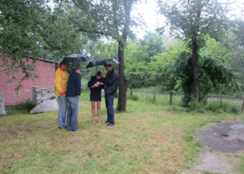 В Николаеве на территории спортивной школы охранник нашел мертвого новорожденного