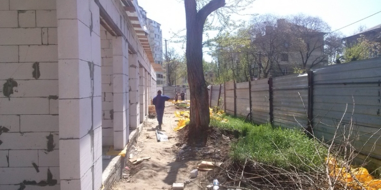 ГАСИ остановило строительство гаражей под видом «логистического центра» в Николаеве