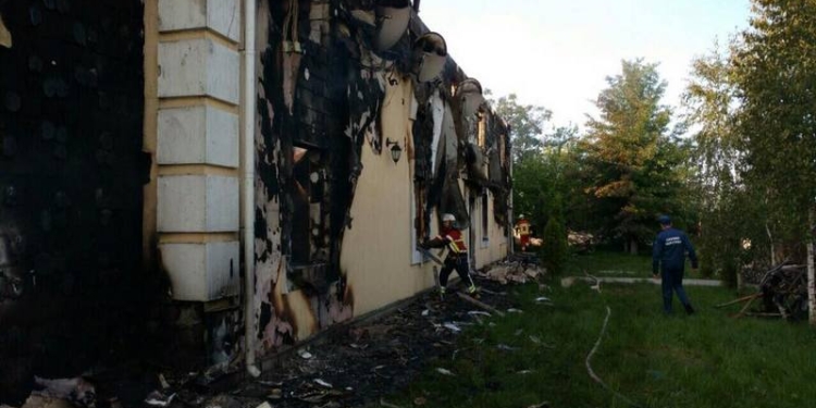 В Киевской области горит дом престарелых: 5 погибли, судьба 12 неизвестна