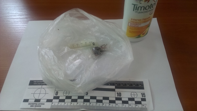 В Николаевский СИЗО пытались передать наркотики в шампуне