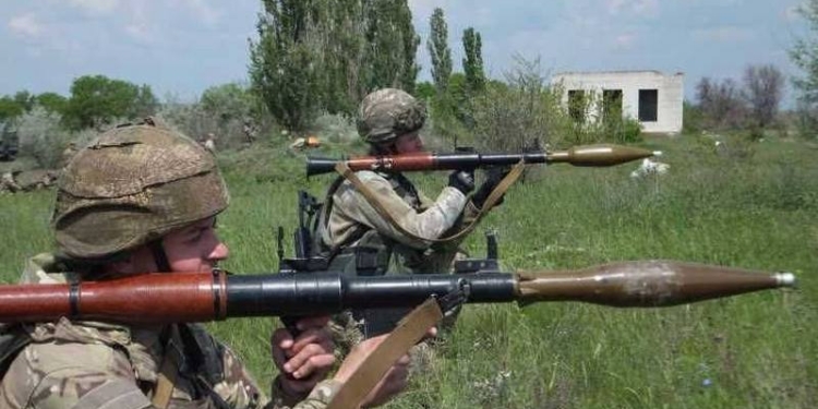 Николаевские десантники провели учебные стрельбы