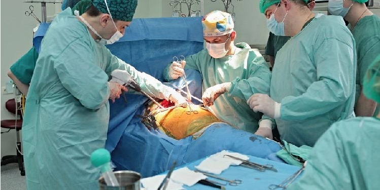 Врачи Института Шалимова впервые выполнили трансплантацию легких