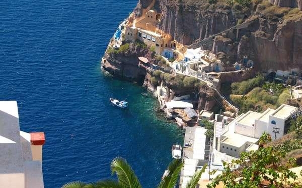 Туристический рай: волшебный остров Санторини