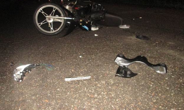 Темно было: в Первомайском районе мопедист сбил пешехода, и оба попали в больницу