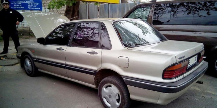Эксперты спасли николаевцев от покупки Mitsubishi Galant и ВАЗ-21093 с перебитыми номерами