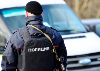 В Москве вооруженный мужчина захватил заложников в отделении банка