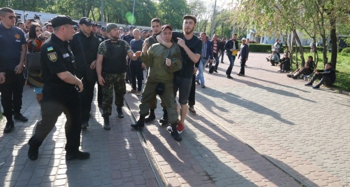 «Правый сектор» на Куликовом поле спровоцировал драку