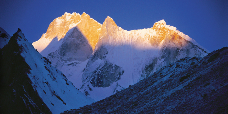 Одну из вершин Гималаев назвали в честь Савченко