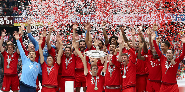 Мюнхенская «Бавария» в четвертый раз подряд стала чемпионом Германии по футболу