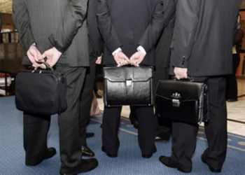 Земли Ливика, квартиры жены Нечаева и доходы Подберезняка: декларации о доходах-2015 николаевских нардепов