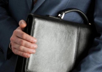 В Украине сегодня вступил в силу закон о госслужбе