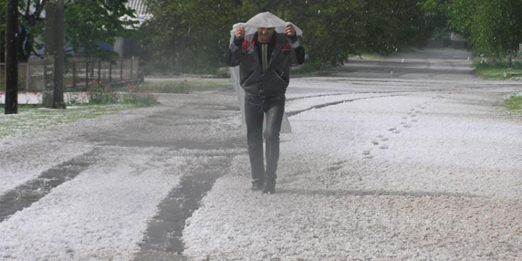 В Николаевской области Арбузинку накрыло градом