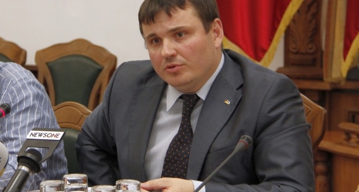 За концессию в Мининфраструктуры будет отвечать бывший зам. министра обороны Юрий Гусев