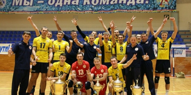 Харьковский “Локомотив” стал чемпионом Украины по волейболу
