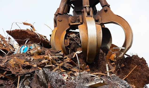 Николаевская таможня оформляет экспорт лома, несмотря на судебный запрет