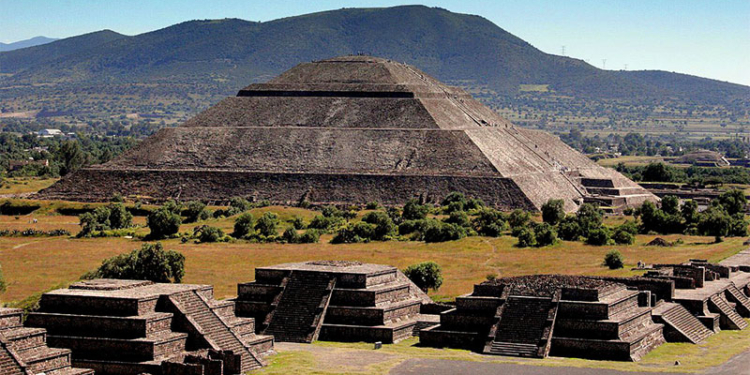 Загадка туннелей древнего города в Мексике