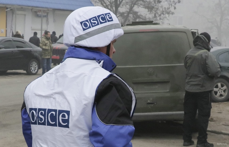 Подрыв авто СММ ОБСЕ на Луганщине: один погиб, двое ранены 1