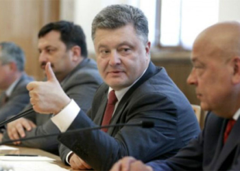 Порошенко говорит, что Москаль передумал увольняться