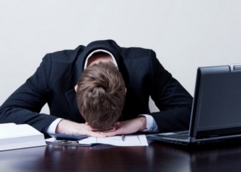 Француз будет судиться с экс-работодателем за “скучную работу”