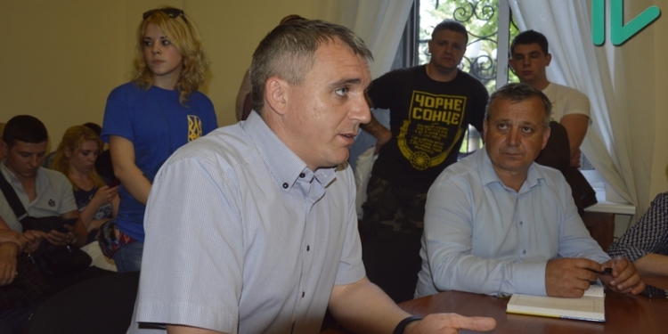 Солтыс вместе с экс-депутатом Терещенко советовали мне «обратить внимание» на жену последнего при назначении начальника управления коммимущества – мэр Николаева Сенкевич