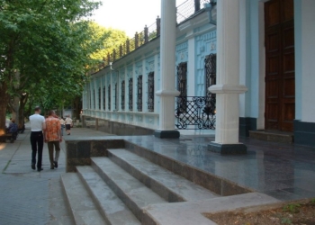 «Академія пані Куліси» осиротела: ушел из жизни Валентин Игнатьев