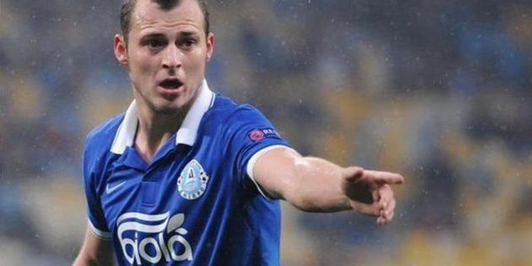 Нападающего «Днепра» и сборной Украины Зозулю могут дисквалифицировать на год – за удар арбитра