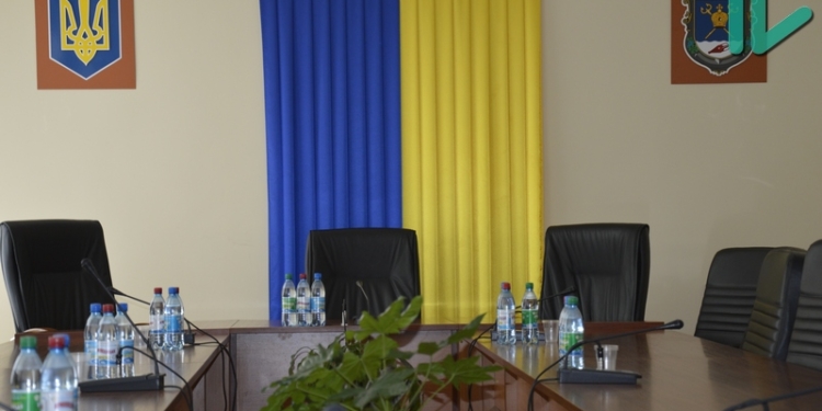 Заседание бюджетной комиссии Николаевского облсовета не состоялось – депутаты не хотят работать под председательством Барны