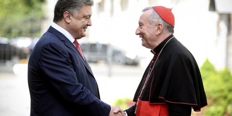 Порошенко просит Ватикан посодействовать отмене виз для Украины