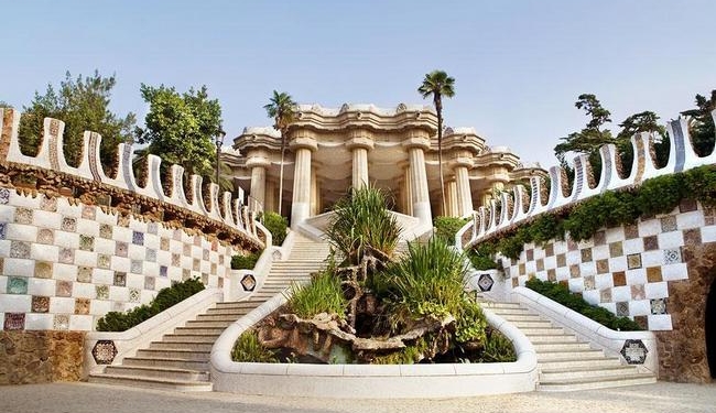 90 лет со дня смерти уникального архитектора:7 гениальных творений Гауди