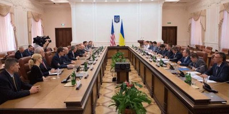 В Украину для реформирования таможни прибыла миссия из США