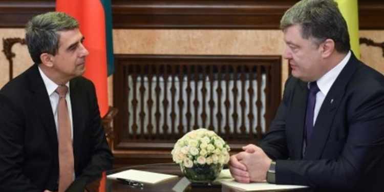 Петр Порошенко сегодня едет в Болгарию