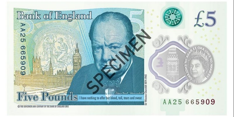 Банк Англии представил первую пластиковую банкноту номиналом в 5 фунтов