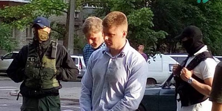 В Николаеве на взятке в 100 тыс. долларов задержали советников первого вице-губернатора Романчука (ОБНОВЛЕНО)